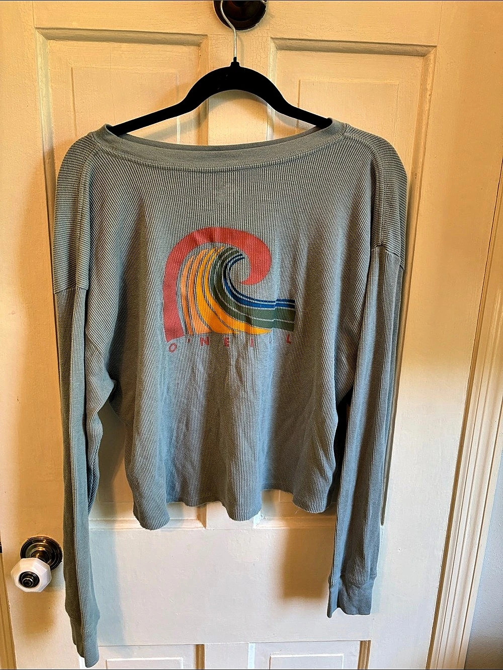 O’Neil Long Sleeve Graphic Top in Blue